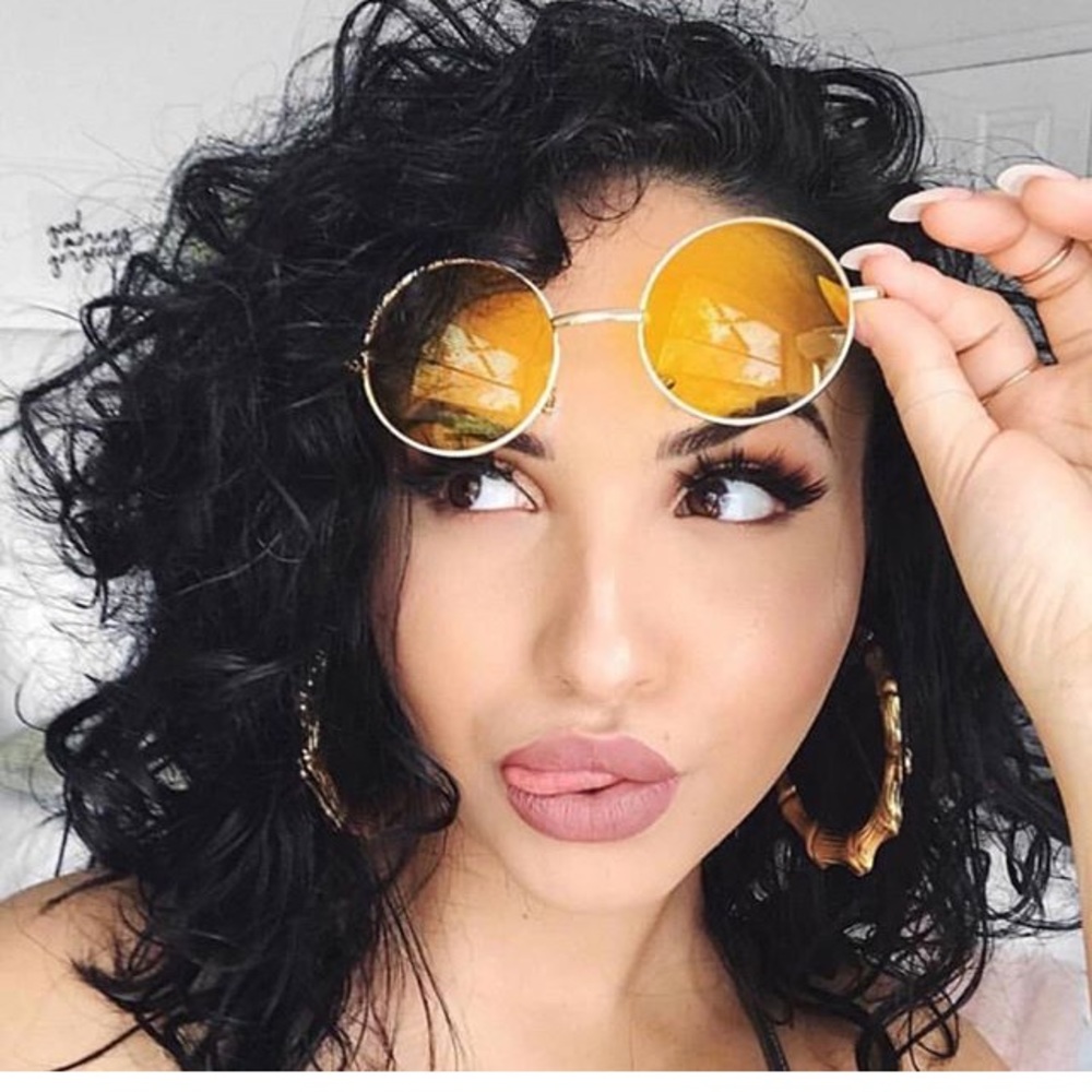Round sunglasses